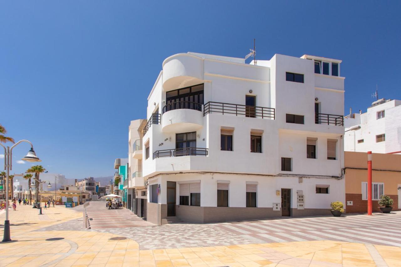 דירות Arinaga Colors, Tu Casa En La Playa מראה חיצוני תמונה